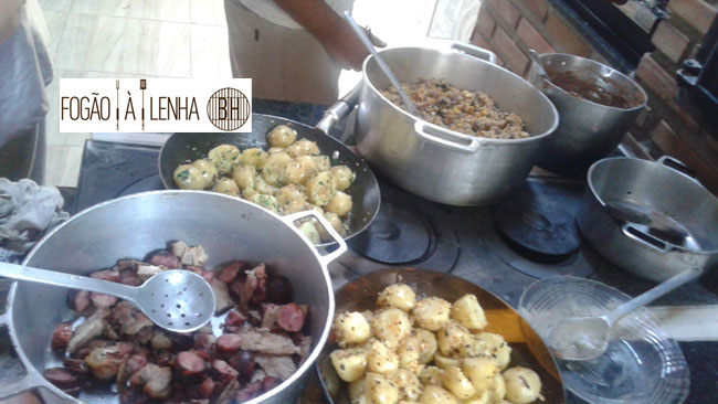 Almoço no Fogão a Lenha - Fogão a Lenha BH