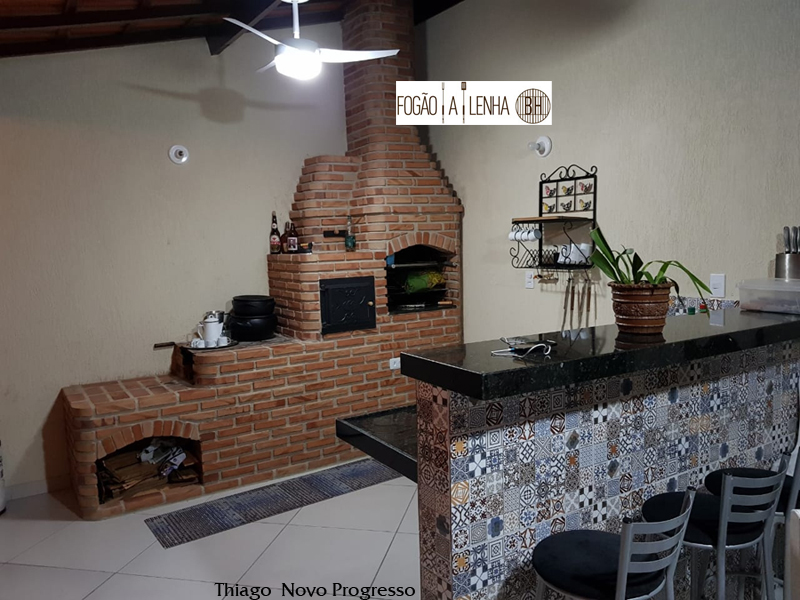 Fogão a Lenha com Forno e Churrasqueira no Novo Progresso em Contagem